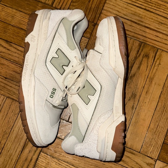 New Balance Shoes - New Balance 550s light green W 9